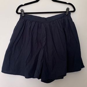 Lake Navy Blue Pleated Shorts.